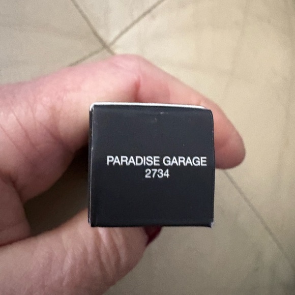 NARS Lip Glide in Dk Mauve - Picture 4 of 5